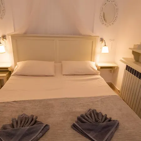 Family Friendly With A Swimming Pool Lovran, Opatija - 14178 Lovran